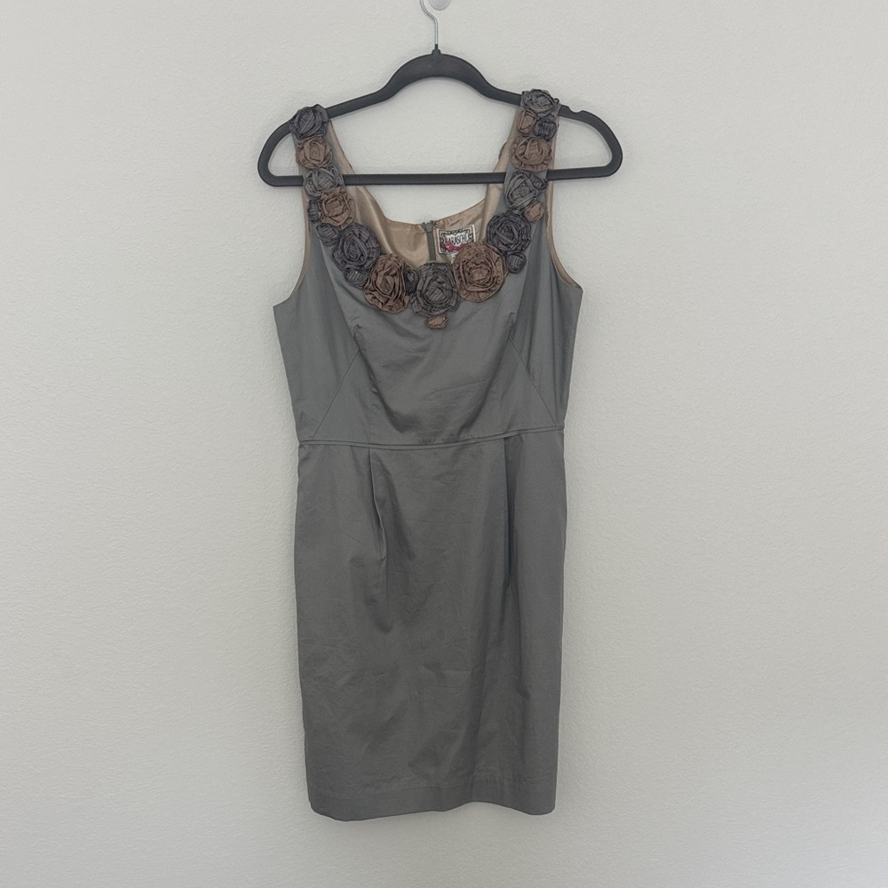Vintage Barack’s Gray Sleeveless Dress with Floral Accents